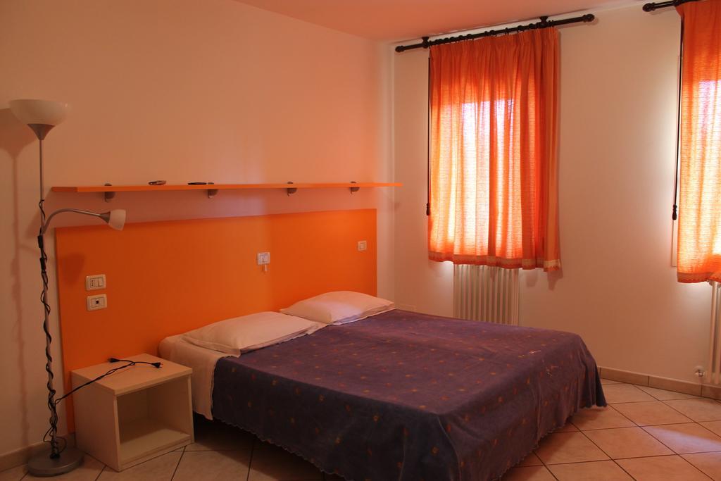 Agriturismo Le Casette カステルヴェトロ・ディ・モーデナ 部屋 写真
