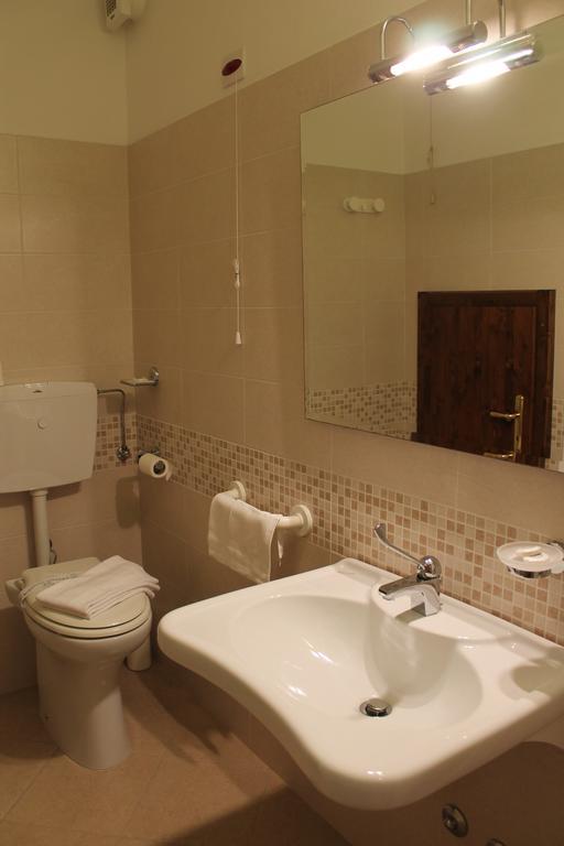 Agriturismo Le Casette カステルヴェトロ・ディ・モーデナ 部屋 写真